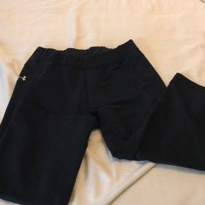 UA Cold gear semi fitted crops